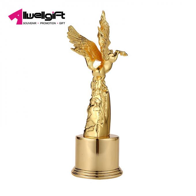 Les ornements chauds de haute qualité de trophée en métal de la vente 3d Pegasus personnalisent le cadeau d'entreprise en métal de trophée de récompenses de cheval en métal fait sur commande de forme