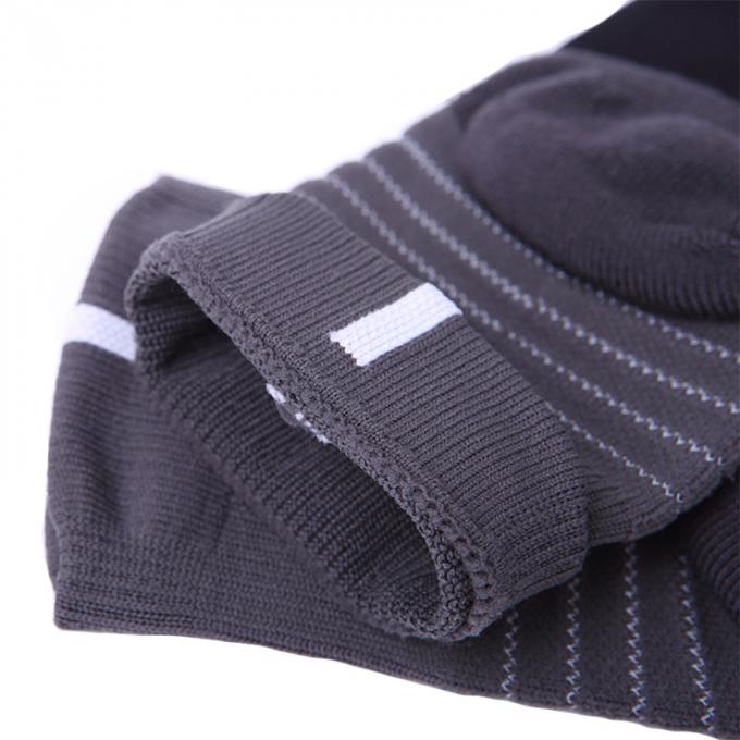L'équipage confortable cogne les chaussettes respirables extérieures Customize de basket-ball de sports permise pour les hommes