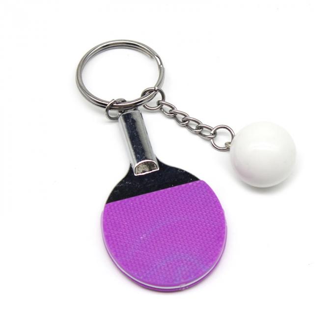 chaîne principale faite sur commande de balle de tennis mignonne en gros de table en métal des charmes 3d