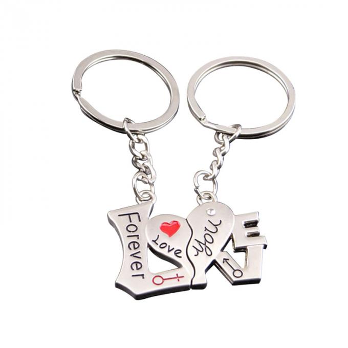 la coutume vend le métal en gros en alliage de zinc de nouveau de fausse pierre beau de coeur de forme cadeau créatif de voiture keychian