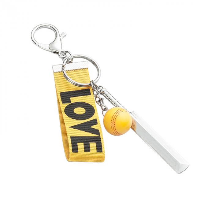 Le cricket créatif de sport de souvenir fait sur commande de haute qualité en gros forment la chaîne principale à chaînes principale de ruban pendant de voiture de promotion de cadeau