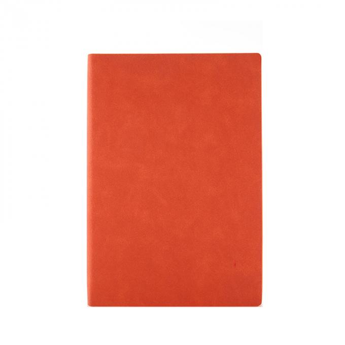 Le journal intime portatif d'unité centrale de cadeau d'affaires a gravé le carnet en refief A5 avec l'ensemble de stylo